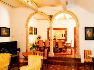 Mansion Mijashe Wellness & Travel House Hotell Morelia Eksteriør bilde